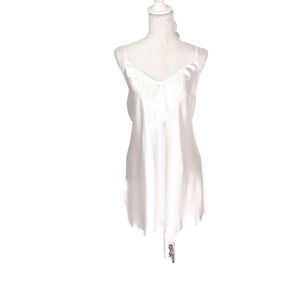 Oscar De La Renta White Nightie Size Large